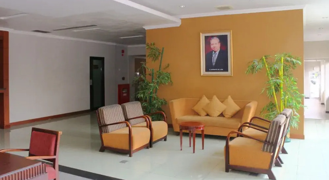 Airy Pecinan Wahid Hasyim 125 Semarang, Reservar Hotel Hotéis de 3 estrelas em Semarang, perto de Lawang Sewu, 3*