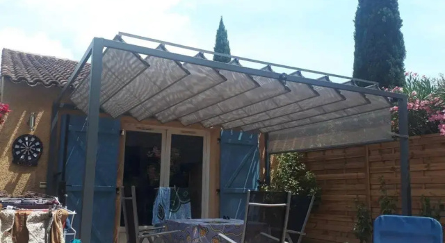 Коттедж Charmante maison dans résidence avec piscine et tennis