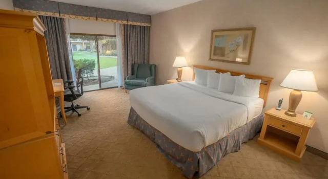Номер Standard Piccadilly Inn Airport
