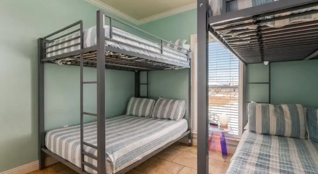 Just Beachy - 103 Tecumseh 4 Bedroom Home by RedAwning, Boek Vakantiehuis Dauphin Island Alabama