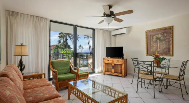 Люкс с 1 спальней и 1 ванной комнатой с видом на океан Aston at Papakea Resort