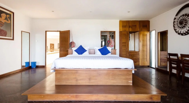 Люкс с балконом и с видом на море Suarti Resort Villas & Gallery