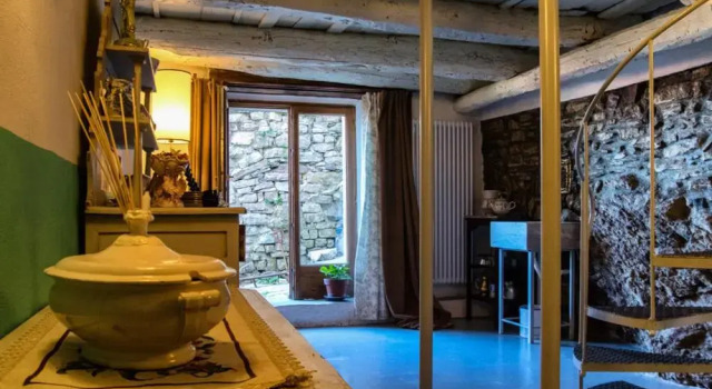 Viandanti, Artisti e Sognatori, Buchen Sie Hotel Comano 