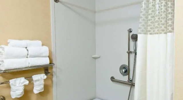 Номер Standard Hampton Inn & Suites Fort Belvoir Alexandria South