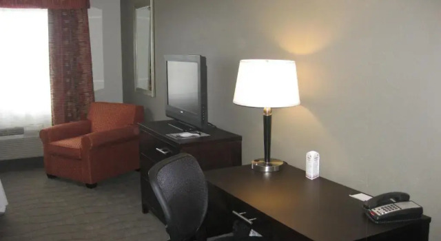 Номер Standard Country Inn & Suites by Radisson, Dearborn, MI