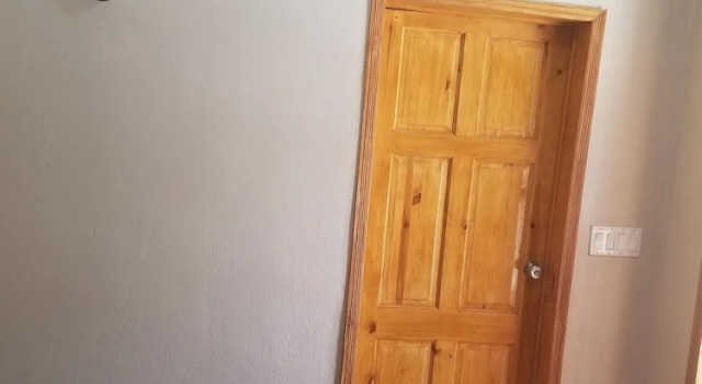 Номер Economy Vince's house