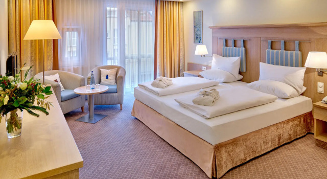 Maximilian Quellness und Golfhotel, Reservar Hotel  