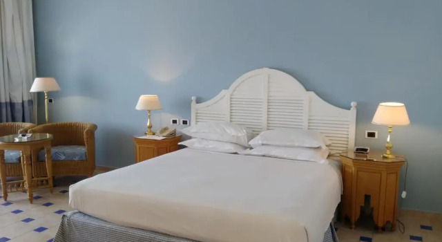 Двухместный полулюкс c 1 комнатой с балконом и with Red Sea view Sheraton Sharm Hotel, Resort, Villas & Spa