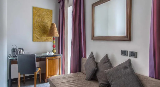 Трёхместный номер Standard Navona Colors Hotel
