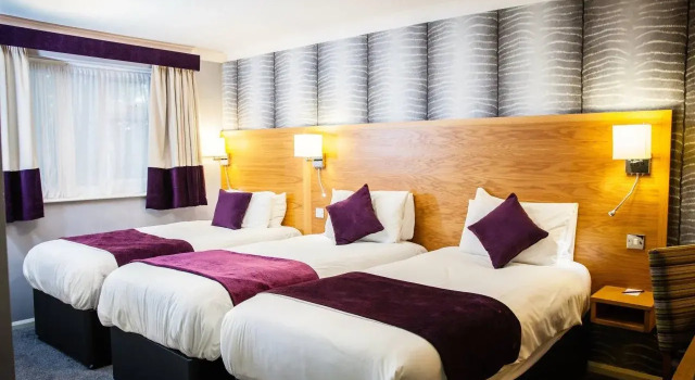 Mercure Chester North Woodhey House Hotel, จอง โรงแรม Ellesmere Port Cheshire
