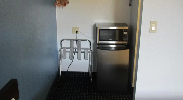 Standard Zimmer Super 8 by Wyndham Dumas TX