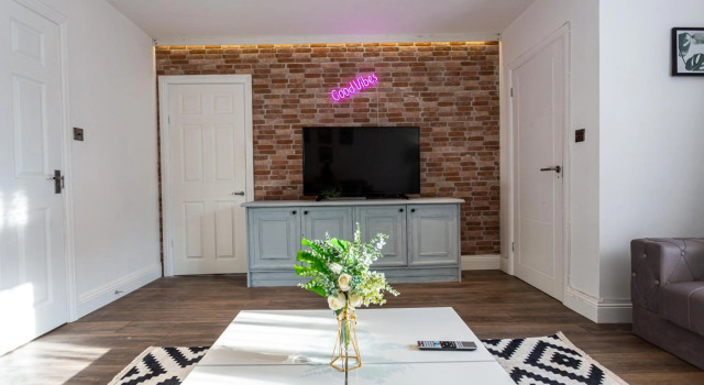 Hamlet Mews - 3 Bedroom House, Забронировать Отель Саутенд-он-Си Эссекс, рядом с Southend Beach