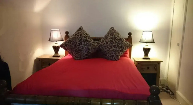 Апартаменты Royal Mile Budget Apartments