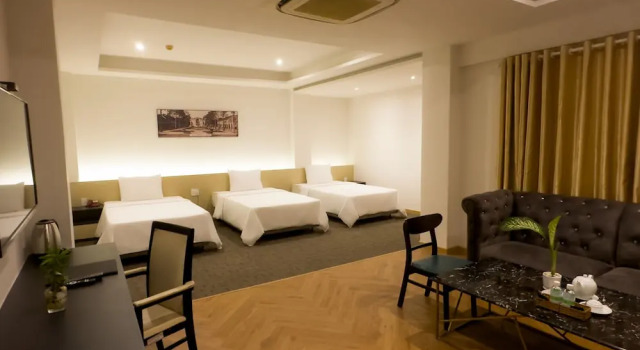 Номер Deluxe Đông Kinh Hotel