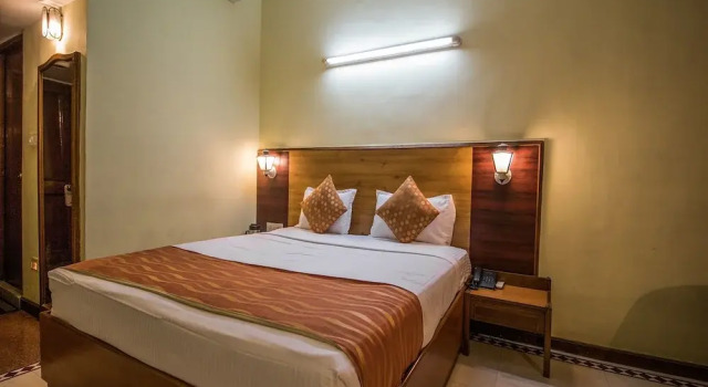 OYO 16955 Belsons Taj Mahal Hotel, Rezerwuj Hotel Secunderabad 