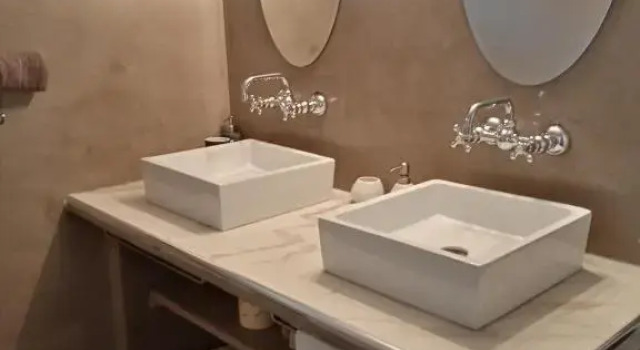 Au Coeur du Luberon, Book Hostel / Vandrerhjem Hostels i Cavaillon, Hostel / Vandrerhjem