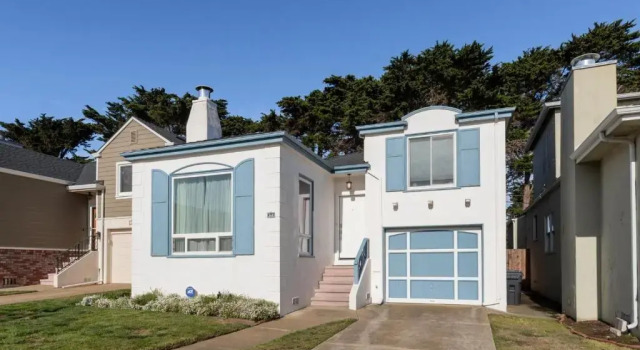 Коттедж с 3 комнатами The Olympic: Mid-century Home on the Golf Course 3 Bedrooms 2 Bathroom