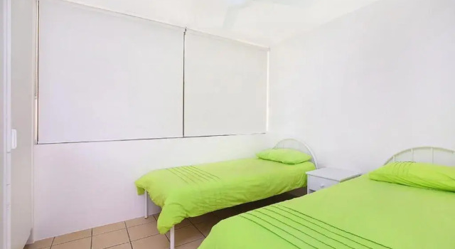 Eastbourne U4, 80 Esplanade, Golden Beach