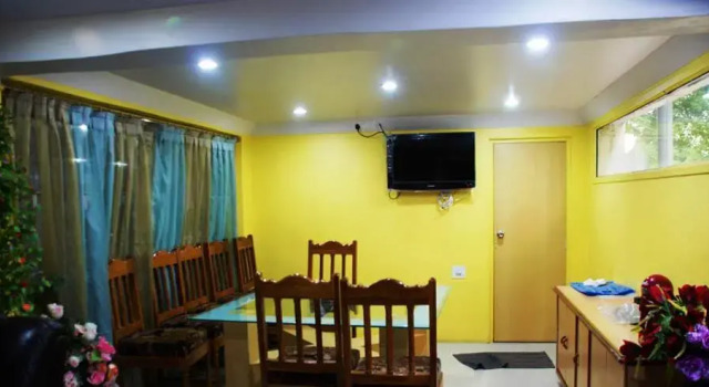 Hotel Nyay Mandir, Prenota Hotel Bharuch Gujarat