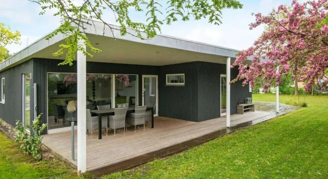 Enticing Holiday Home in Ebeltoft near Sea, Забронировать Отель Эбельтофт 