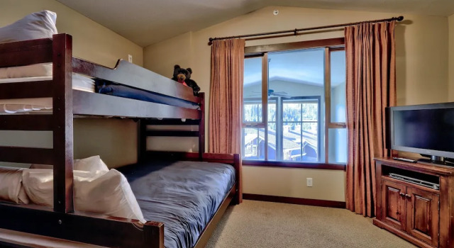 Stone'S Throw #55 by Bear Country, Réserver Appartement Hôtels SPA à Sun Peaks, SPA