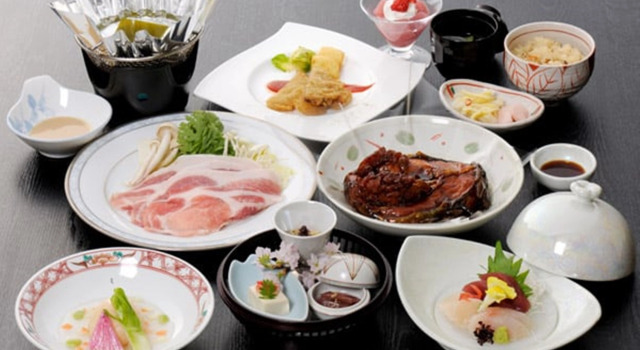 Unohana Onsen Hagien, Prenota Hotel Nagai Giappone