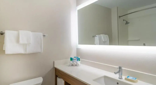 Run of House Holiday Inn Express Hotel Howe / Sturgis by IHG