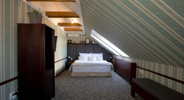 Hotel Golden Eagle, Buchen Sie Hotel Levice Nitriansky kraj