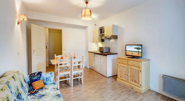 4-guest Studio in Historic Luchon