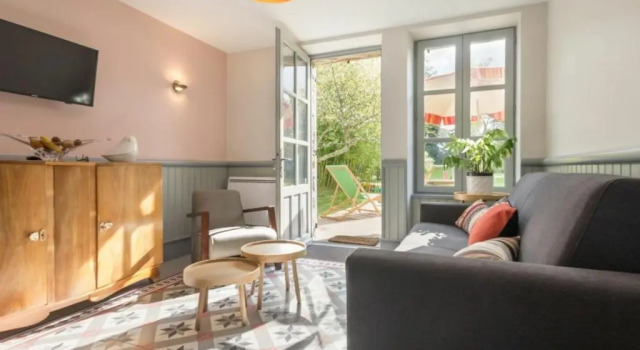 Maison de Maître rénovée avec jardin, terrasse et équipements modernes, au calme de la campagne. - FR-1-306-928, Забронировать Отель Сен-Пер-ан-Рес Loire-Atlantique