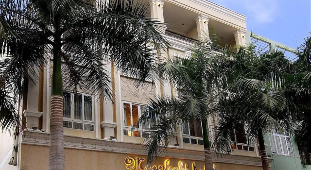 Moonlight Hotel Saigon South, Забронировать Отель Отели District 6 с парковкой, Парковка