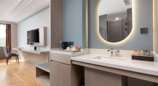 Days Inn by Wyndham Kunming Airport Economic Zone, Prenota Hotel Kunming Yunnan