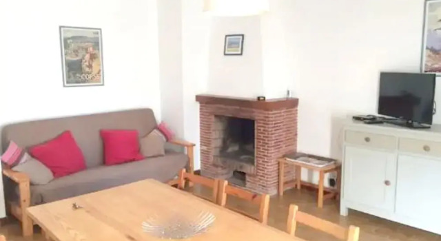 House with 3 Bedrooms in Lecci, with Enclosed Garden And Wifi