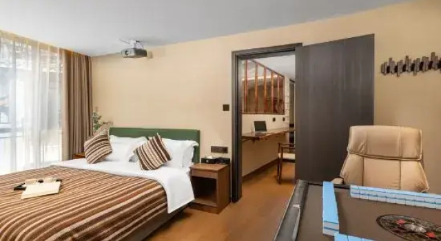 Люкс Qin Ting Yu Yuan Homestay