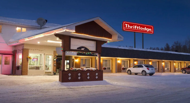 Thriftlodge Cochrane, Varaa Mini-hotelli Cochrane Ontario