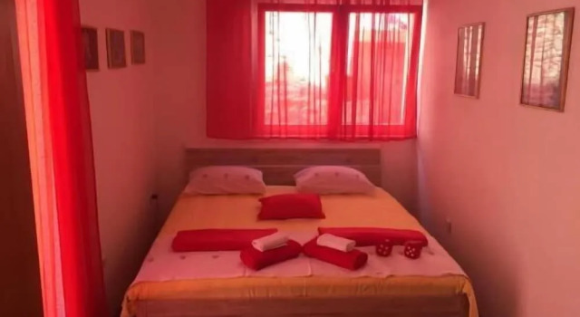 Apartments Kalajžić, Prenota Appartamento Hotel a Croatian Islands con piscina, Piscina
