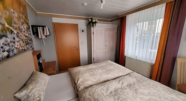 B & B Gästehaus Schmidt, Prenota Hotel Distretto di Lichtenberg Foresta Francone