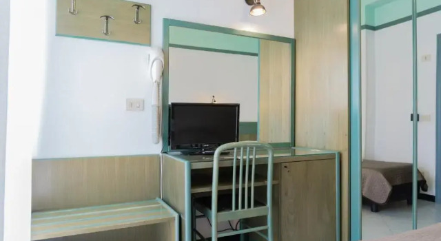Трёхместный номер Esedra Hotel