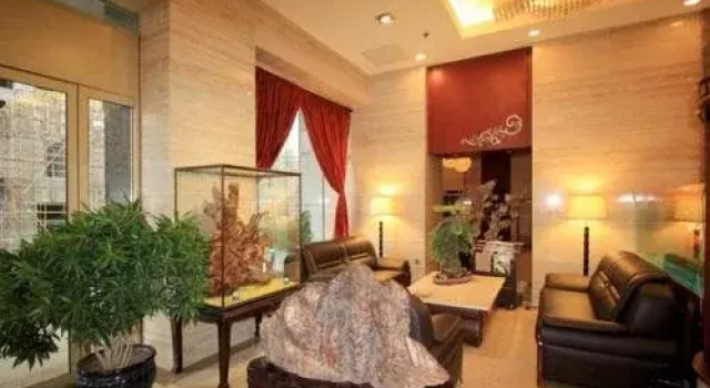 Financial Hotel Yantai, Забронировать Отель Отели Яньтай с завтраком, Завтраки