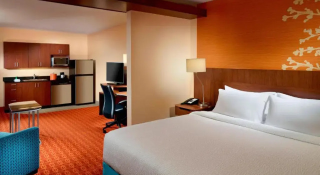 Студия Fairfield Inn & Suites by Marriott Fayetteville North