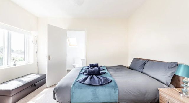 Апартаменты Home to Home Watford Apartment