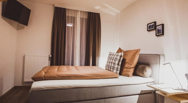 Hotel Auszeit, Buchen Sie Hotel Vaz-Obervaz Graubünden