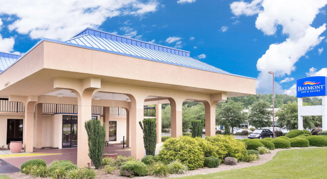 Отель Гринвилла Baymont Inn & Suites Greenville, Забронировать Отель Гринвилл Северная Каролина