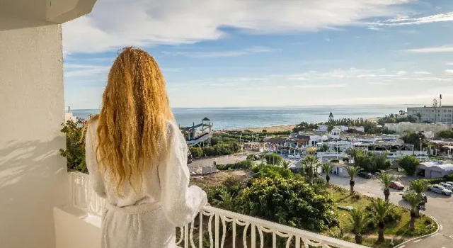Двухместный номер Standard с балконом и с видом на море Golden Tulip Président Hammamet
