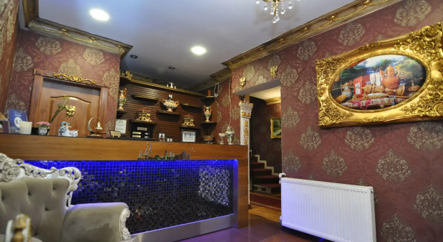 Apex Hotel