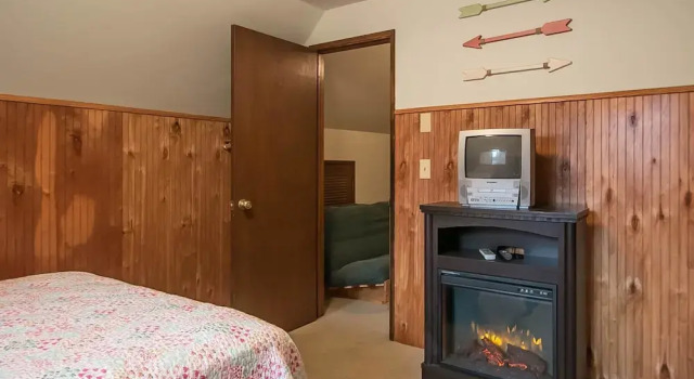 Ole' Berg's Den in Lake Wenatchee, Book Feriehus Lake Wenatchee Stevens Pass