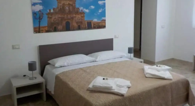 Val di Noto Rooms, Book Hotel Hotels in Sicily with Parking, Parking