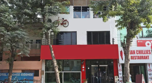 OYO 11608 Riddhee Siddhee