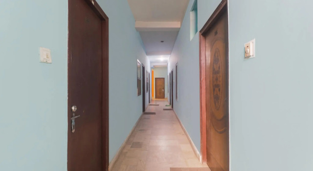 OYO Flagship 83176 Hotel Rio Plaza, Rezervovat Hotel Hotely v Gujarat s parkováním, Parkování