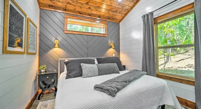 Chic Broken Bow Cabin With Hot Tub & Gas Grill!, Boek Hotel Hochatown Oklahoma